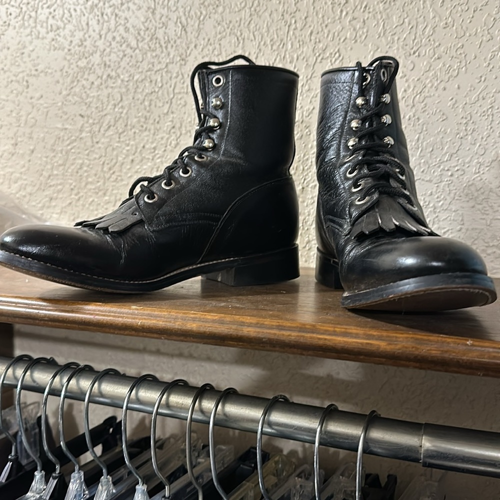 Justin Boots - Picture 3 of 3